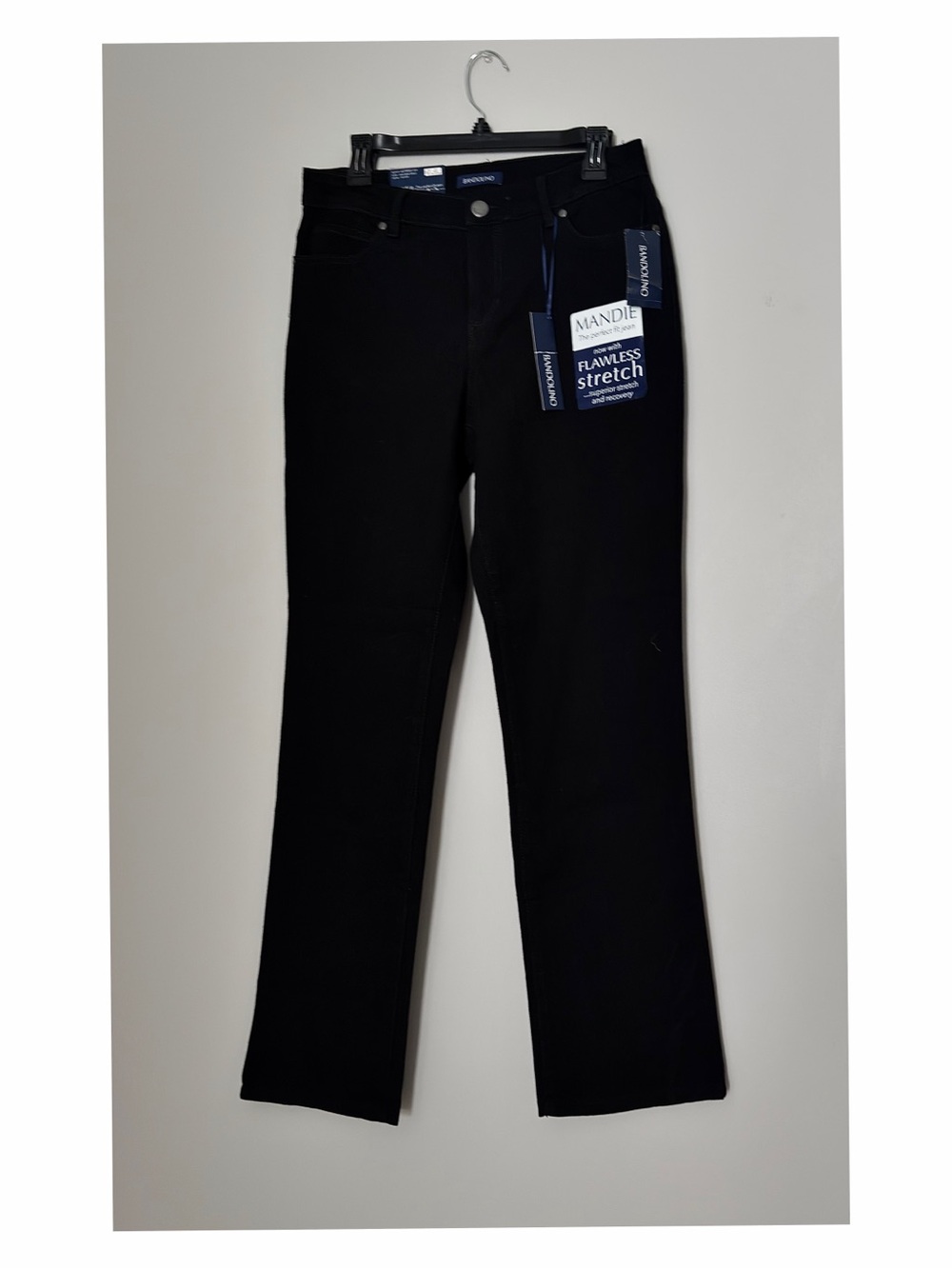 Bandolino Women's Bootcut Jeans Size 6 Black Denim Stretch 5-Pocket Zip